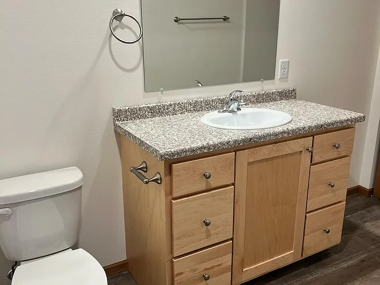 231 Railroad St #109 — Photo 3