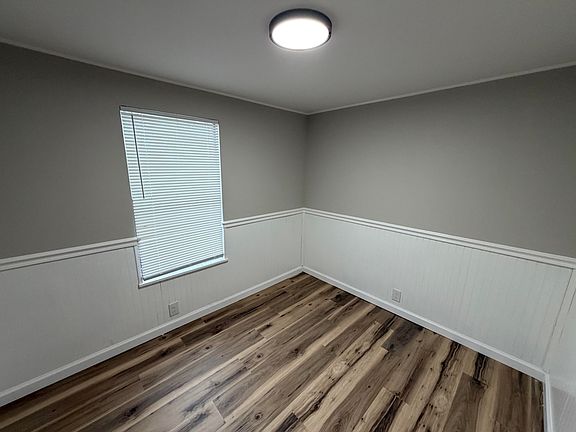 5th image of 2682 Stricklands Ln