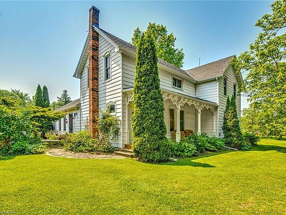 2nd image of 519 Queenston Rd
