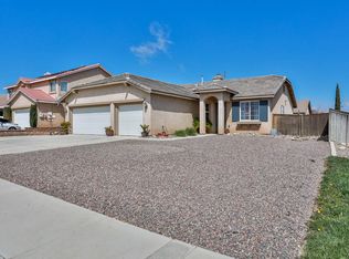 13388 Pleasant View St, Hesperia, CA 92344