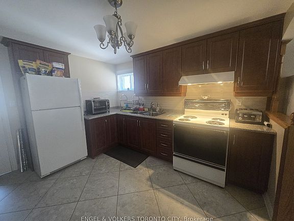4th image of 59 Sawmill Rd #B