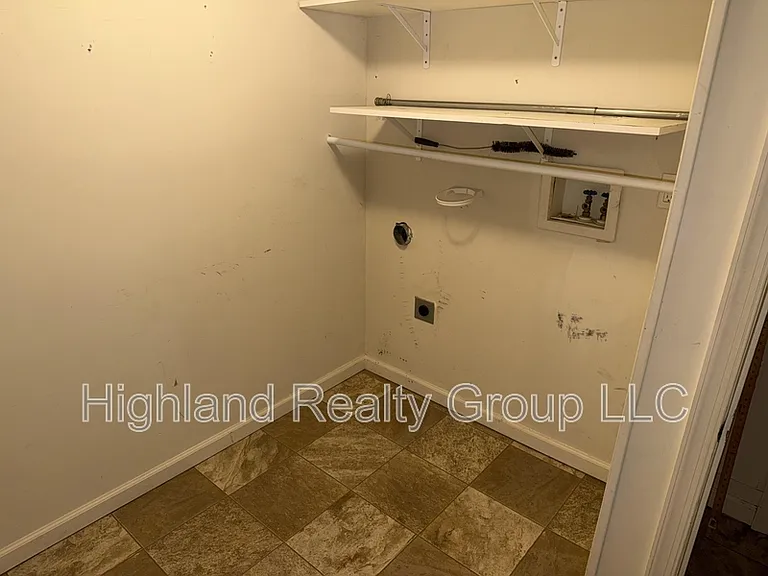 1082 Chambers St #1 — Photo 9