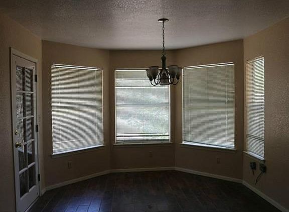 2nd image of 3017 Lake Mead Pl