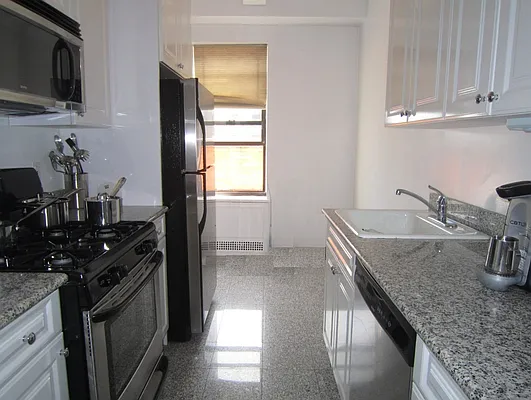 Rented by City Connections Realty | media 31