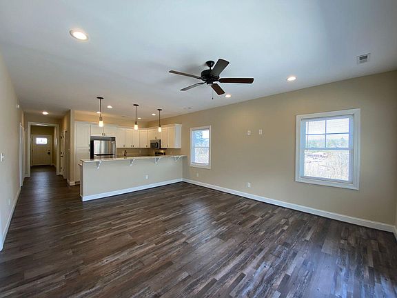 2nd image of 1321 Emerald View Ct