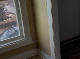 120 Austin St APT 2, Worcester, MA 01609