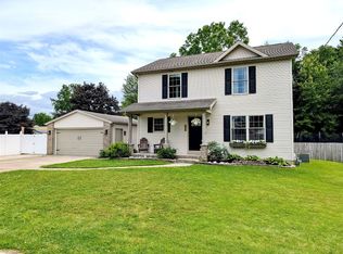 732 Walbridge Rd, Erie, PA 16511