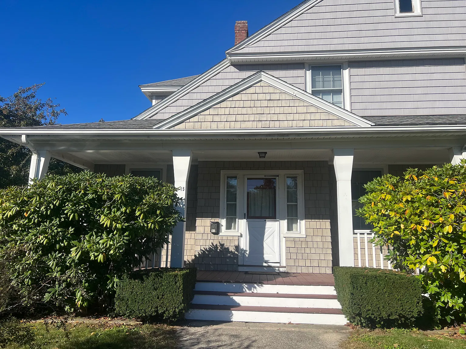 3 bed, $2,800 — Photo 1