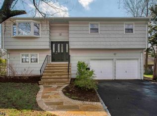 1 Lavina Ct, Summit, NJ 07901