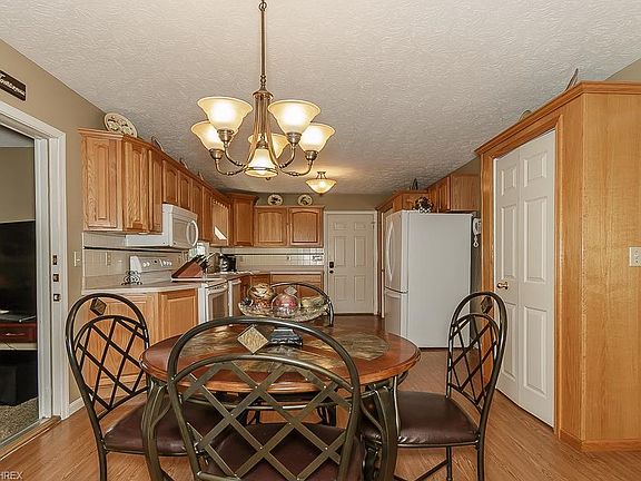 5th image of 4390 Casa Bella Dr