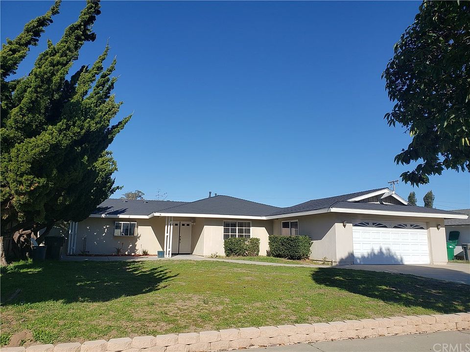 1st image of 335 Stansbury Dr