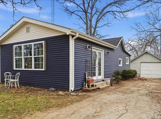 N1142 Walnut ROAD, Genoa City, WI 53128