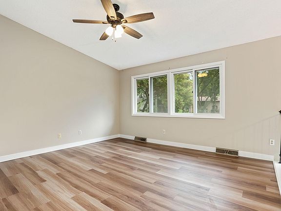 3rd image of 8616 Windward Cir