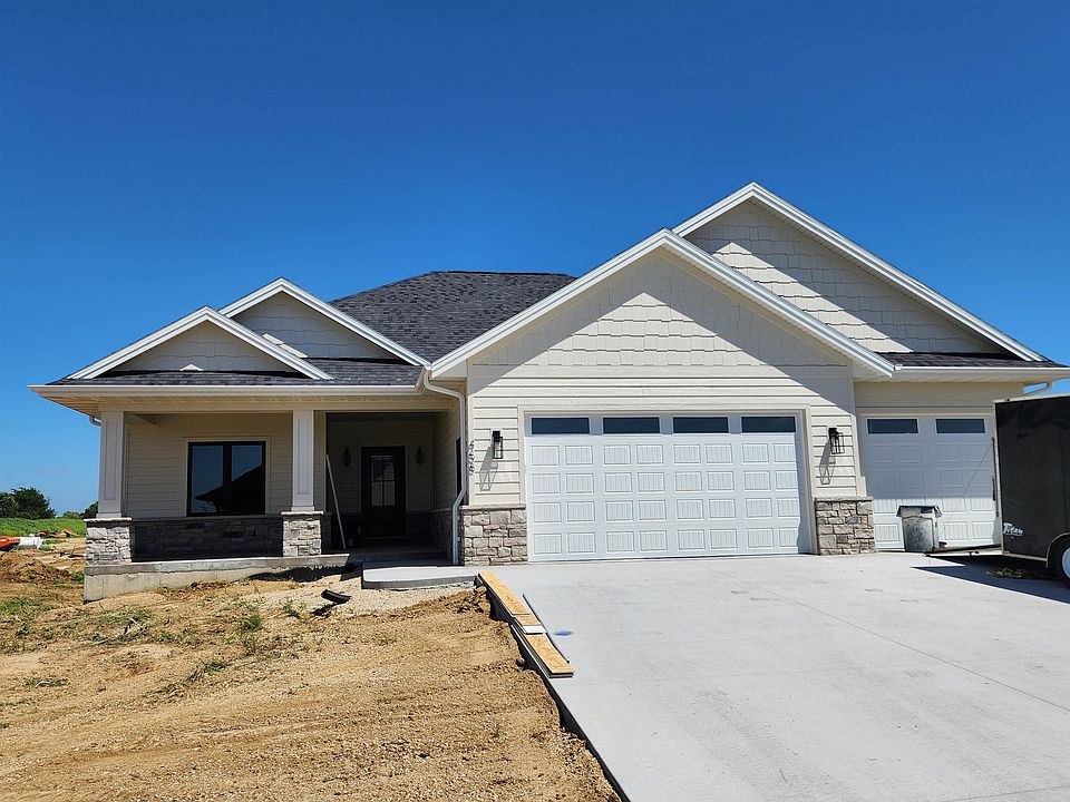 1st image of 458 Wyatt Dr