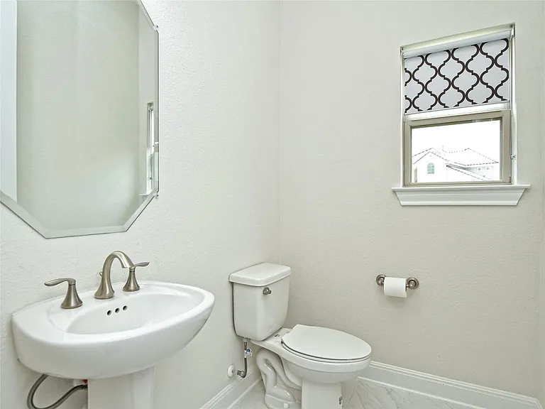 9703 Bayshore Bnd #81 — Photo 28