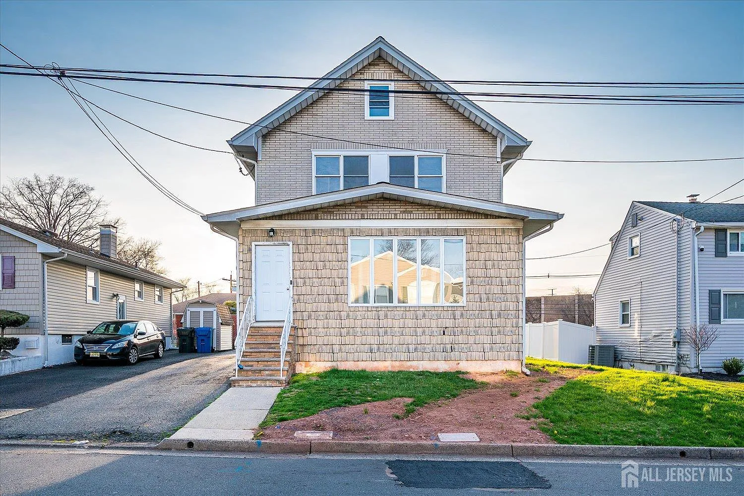 4 bed, 1.0 bath, $3,000 — Photo 2