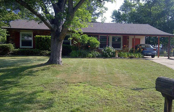 1107 Pembrook Ct photo 1