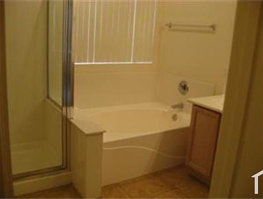 4th image of 9124 W Alvarado St