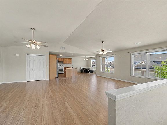 5th image of 103 Yorkminster Ln Unit 8