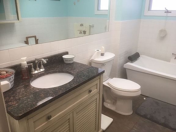 Main floor bathroom