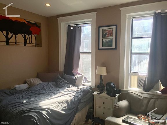 7 Lothian #5 Boston (Brighton) Unit Photo 3