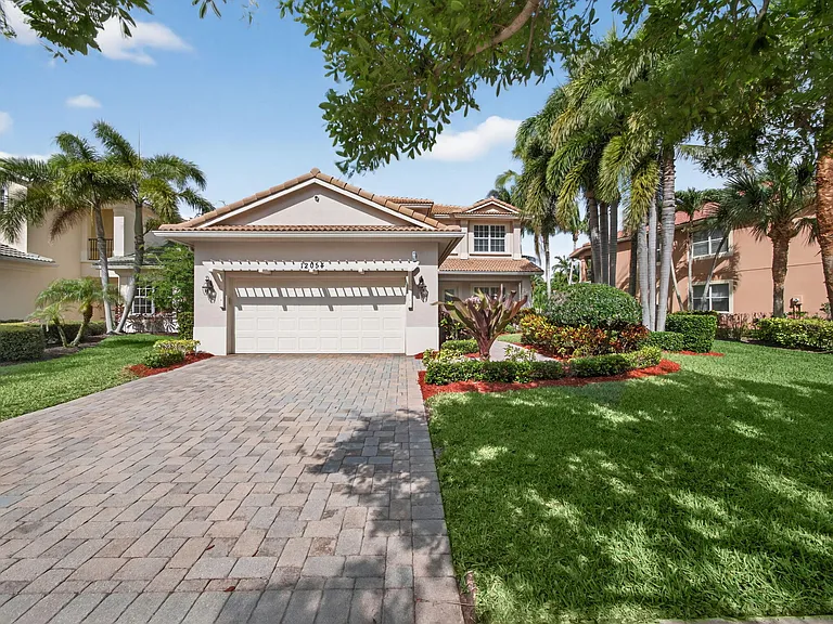 12054 Aviles Circle Palm — Photo 46