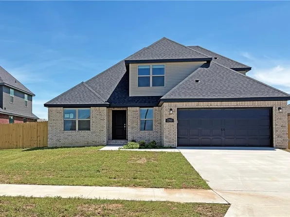 2702 N Bailey St, Siloam Springs, AR 72761