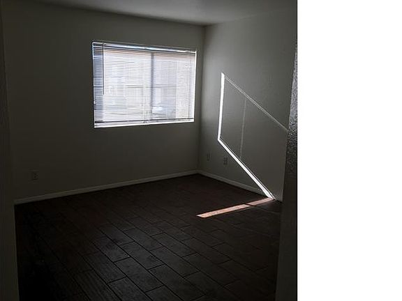 4th image of 10821 N 16th Ave APT 2