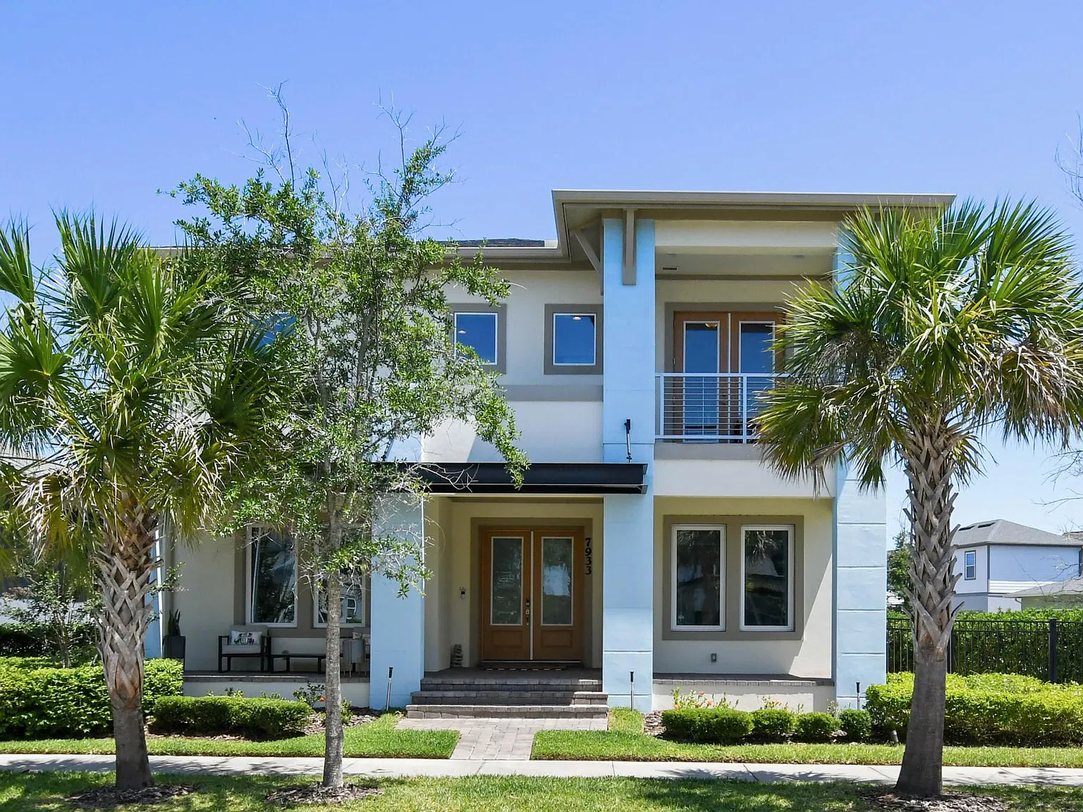 4 bed, 3.5 bath, 3203 sqft, $4,400 — Photo 2