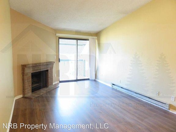 5th image of 3428 I St NE APT S303