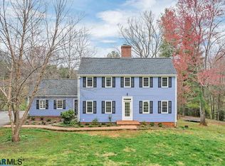 2205 Cornwall Rd, Charlottesville, VA 22901