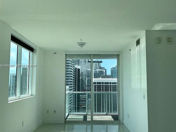 2nd image of 244 Biscayne Blvd APT 1603