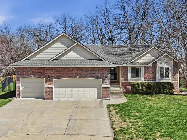 4844 N Steeds Crossing Cir, Wichita, KS 67219