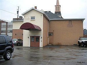 3rd image of 119 Jackson St