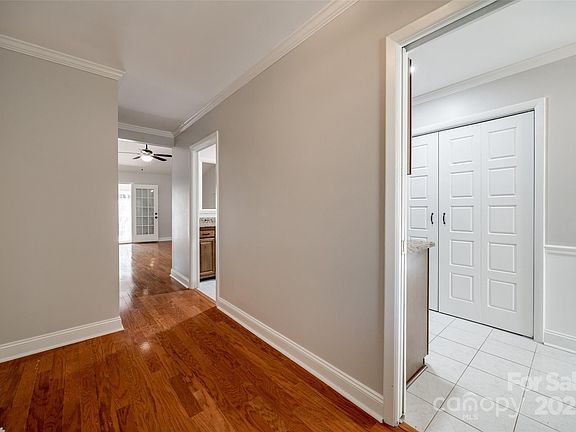 5th image of 9012 Nolley Ct Unit H