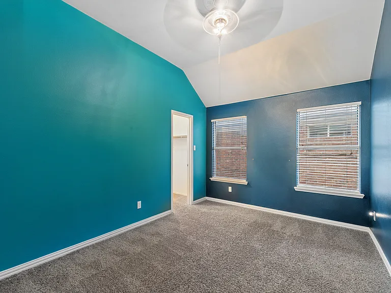 12763 Cardinal Creek Dr — Photo 33