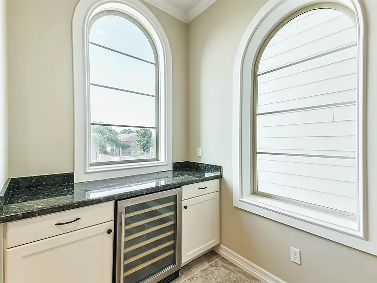 11115 Olympia Dr — Photo 12