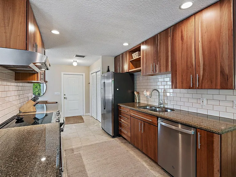 356 Mars Ave — Photo 12