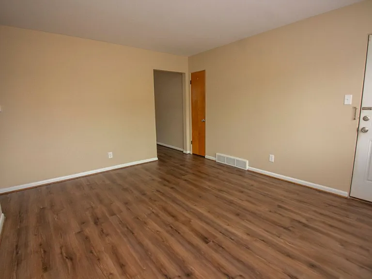7129 Columbia Ave — Photo 10