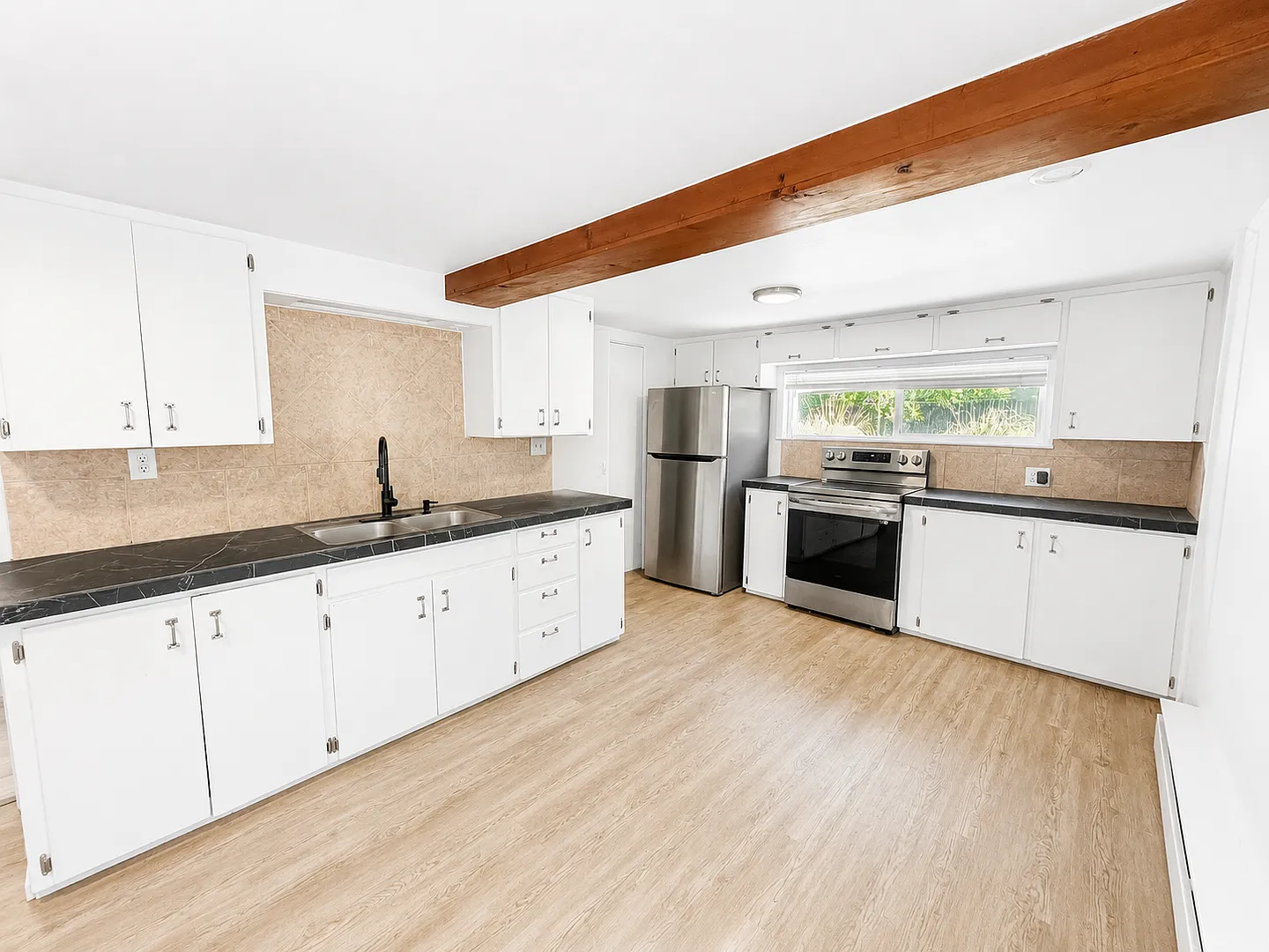 AJ Payne 4 Plex — Photo 3