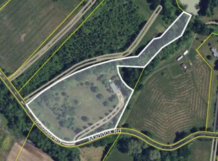 1352 Maddox Rd, Centerville, TN 37033