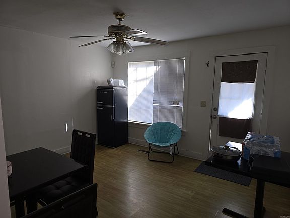 3rd image of 426 Main St