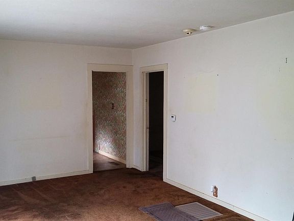 5th image of 11152 Brunswick Dr