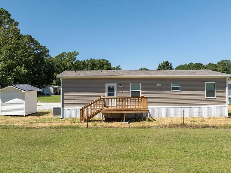 1118 Old Tar Landing Rd #D — Photo 4