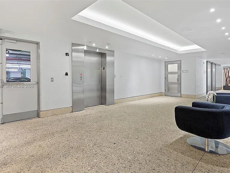 110 Washington Ave #1502 — Photo 32