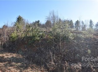 2751 Kite Dr, Lenoir, NC 28645