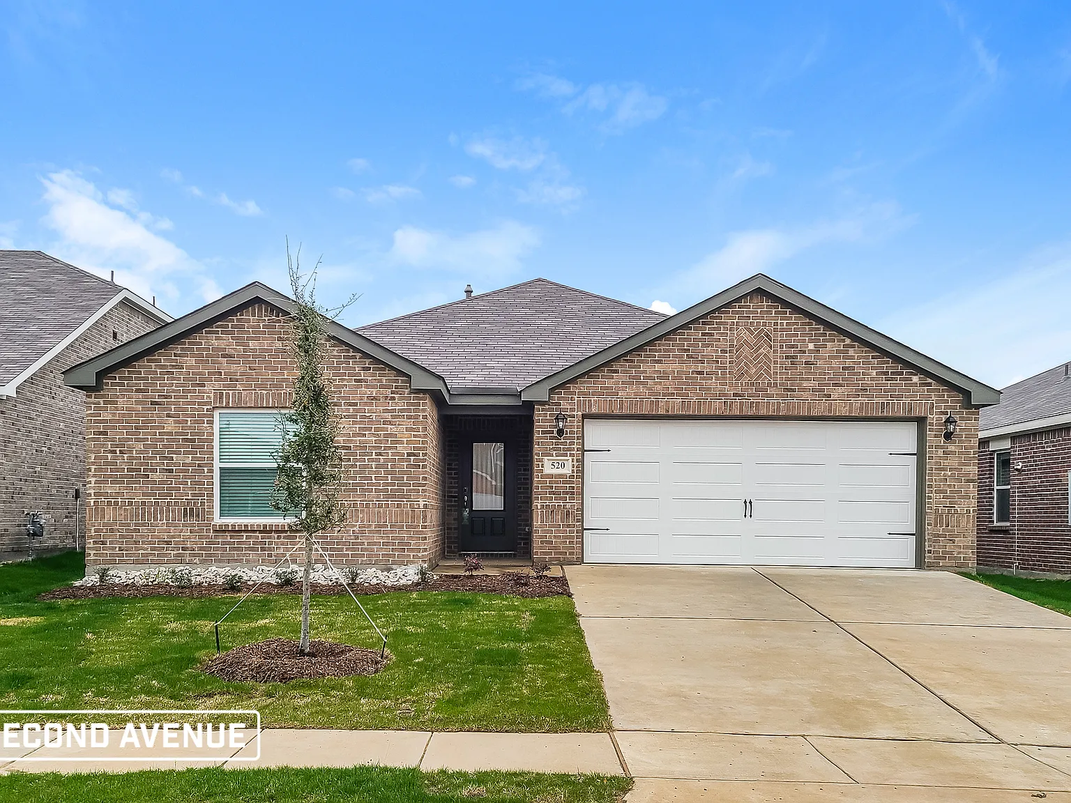 3 bed, 2.0 bath, 1658 sqft, $1,995 — Photo 1