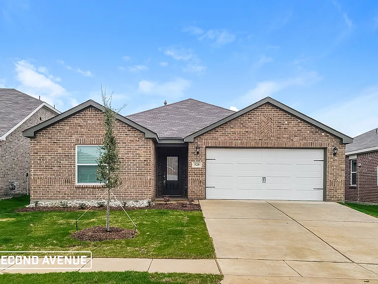 520 Bennie Leonard St — Photo 1