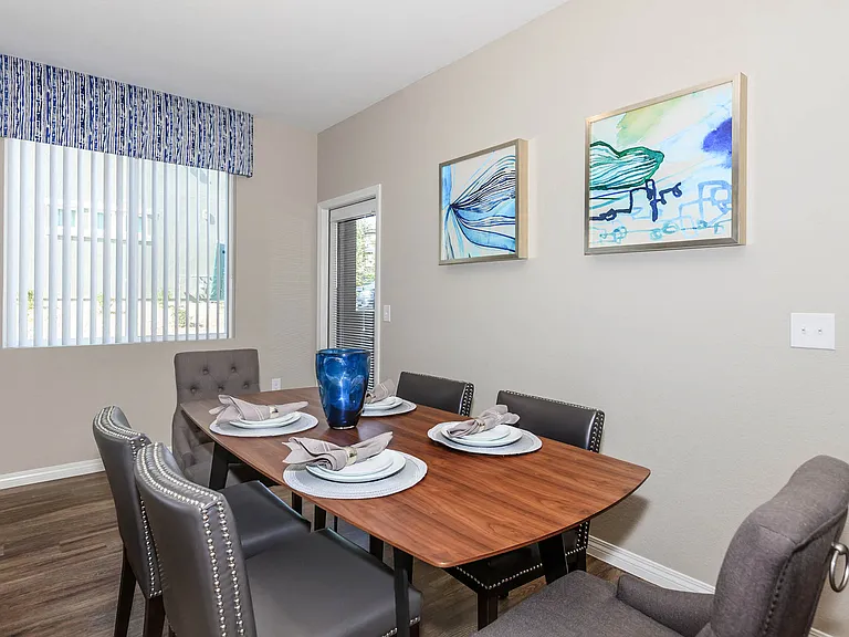 B2 1175 SQFT 2 Bed 2 Bath
