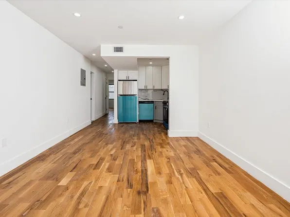 218-36 133rd Road image 1 of 11